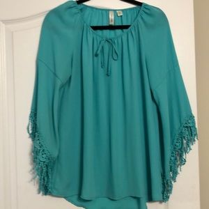 Tacera Mint blouse with fringe sleeve details